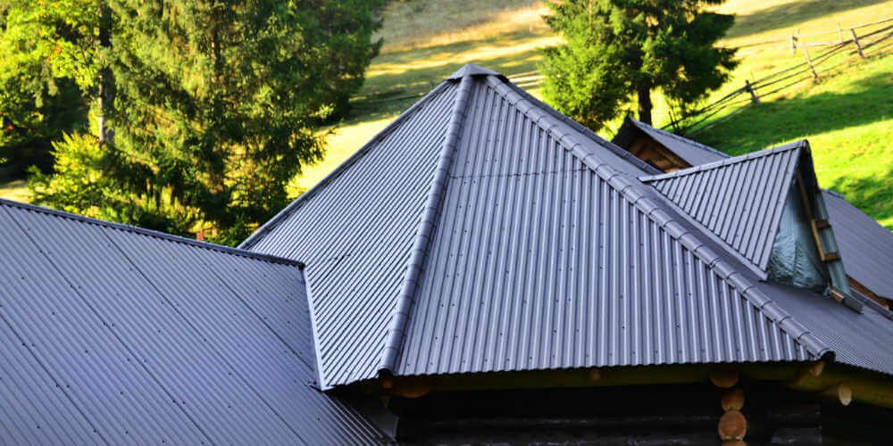 Toiture en zinc sur une maison